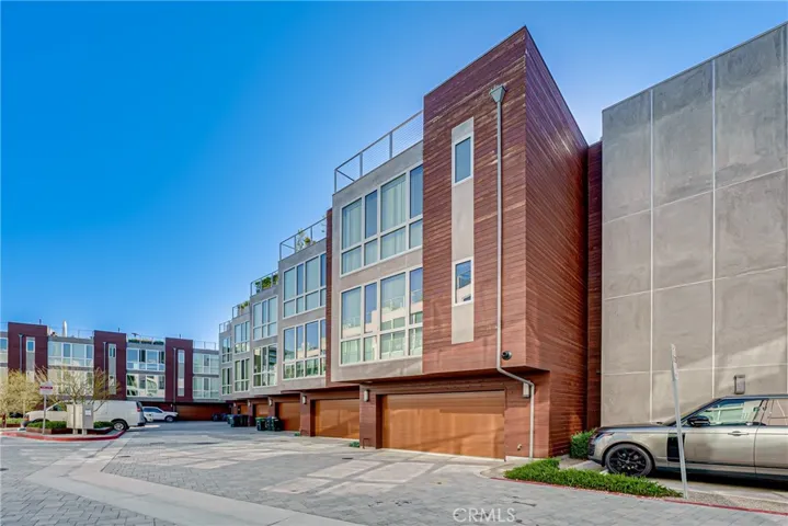 3308 Via Oporto, Newport Beach, California 92663