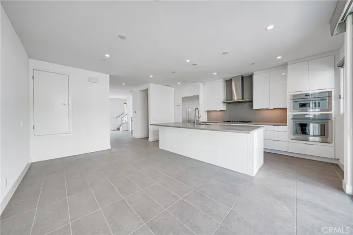 3308 Via Oporto, Newport Beach, California 92663
