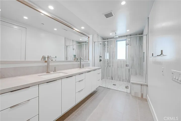 3308 Via Oporto, Newport Beach, California 92663