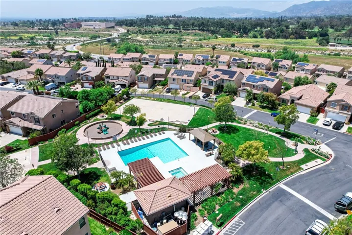 13211 La Tierra Way, Sylmar, California 91342