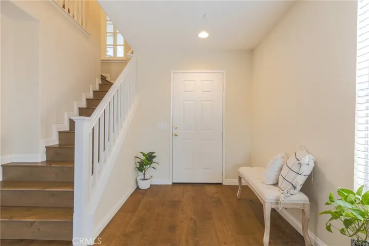 13211 La Tierra Way, Sylmar, California 91342