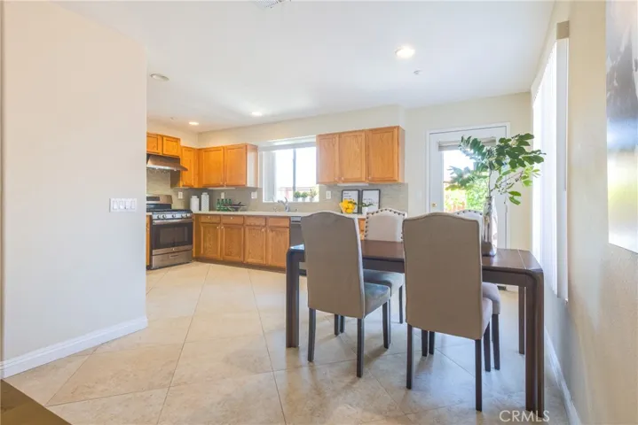 13211 La Tierra Way, Sylmar, California 91342