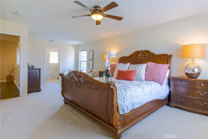 13211 La Tierra Way, Sylmar, California 91342