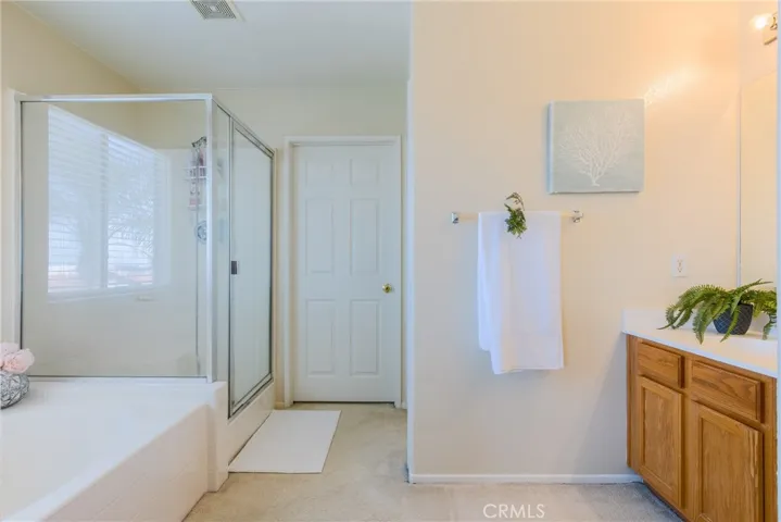 13211 La Tierra Way, Sylmar, California 91342