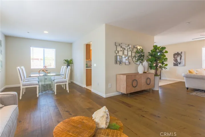 13211 La Tierra Way, Sylmar, California 91342