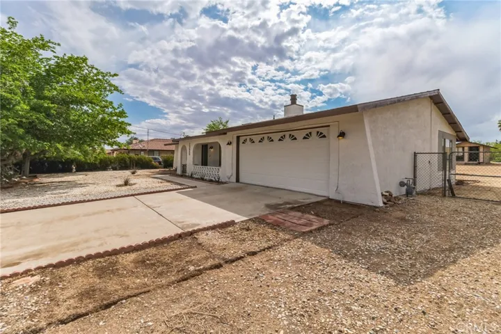 12455 Cypress Avenue, Victorville, California 92395