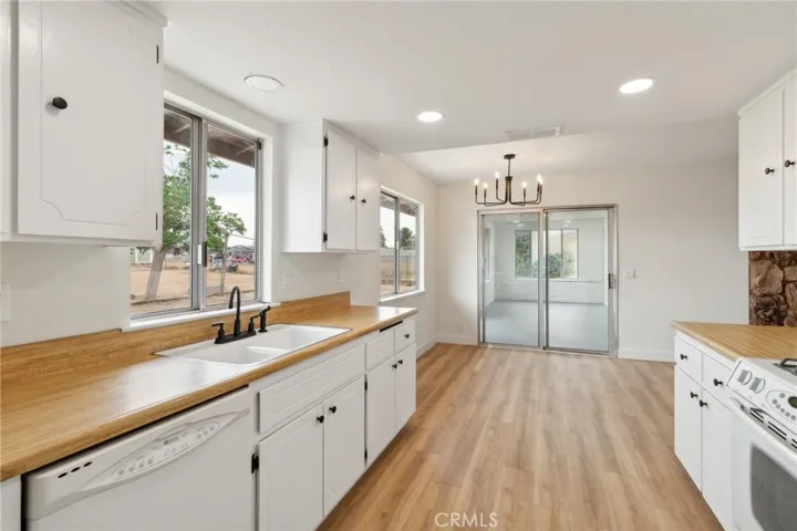 12455 Cypress Avenue, Victorville, California 92395