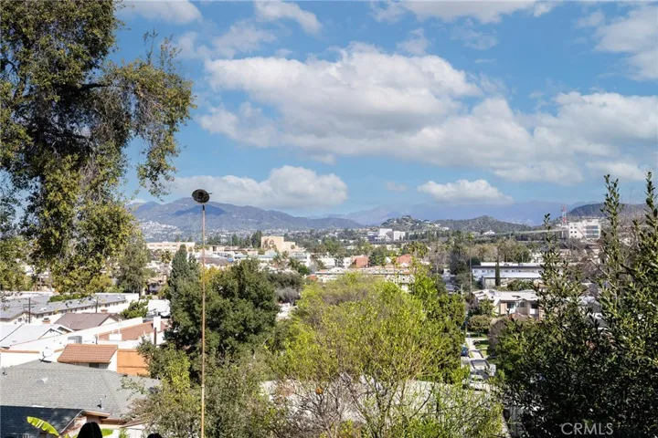 1523 E Windsor Road 103c, Glendale, California 91205