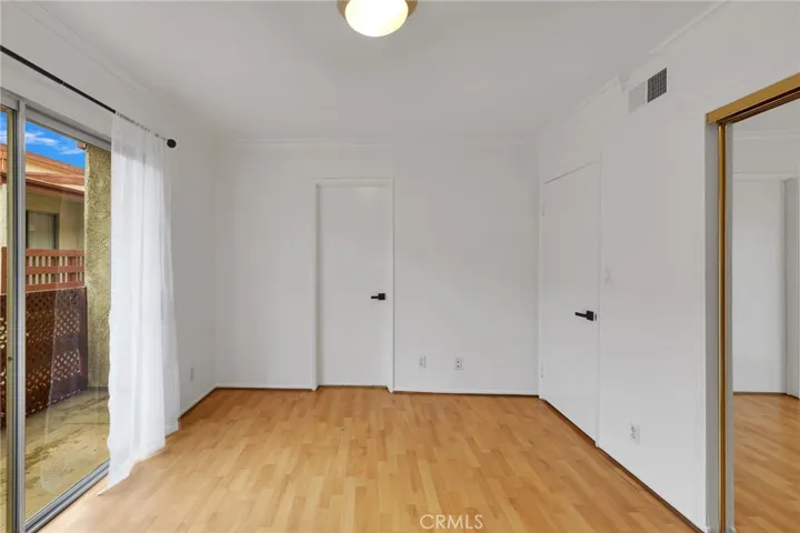 1523 E Windsor Road 103c, Glendale, California 91205