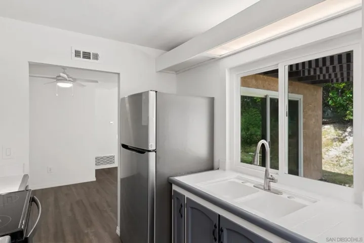 12929 Calle De Las Rosas, San Diego, California 92129