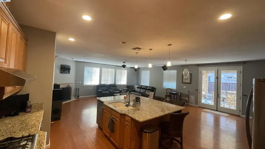 227 S Estados Ct, Mountain House, California 95391
