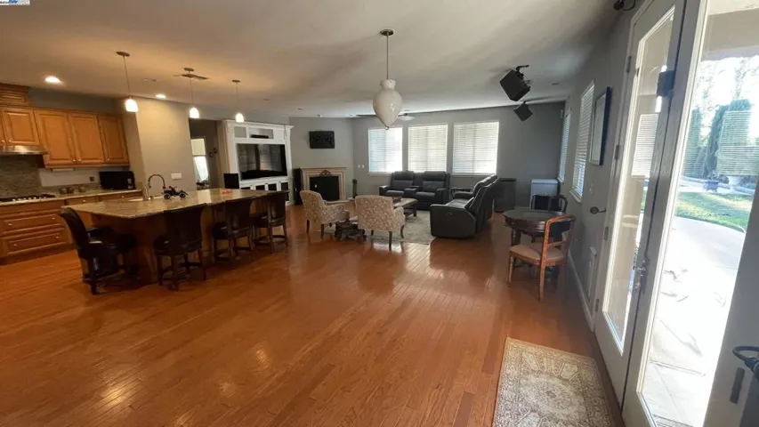 227 S Estados Ct, Mountain House, California 95391