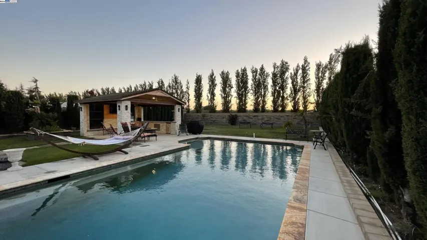 227 S Estados Ct, Mountain House, California 95391