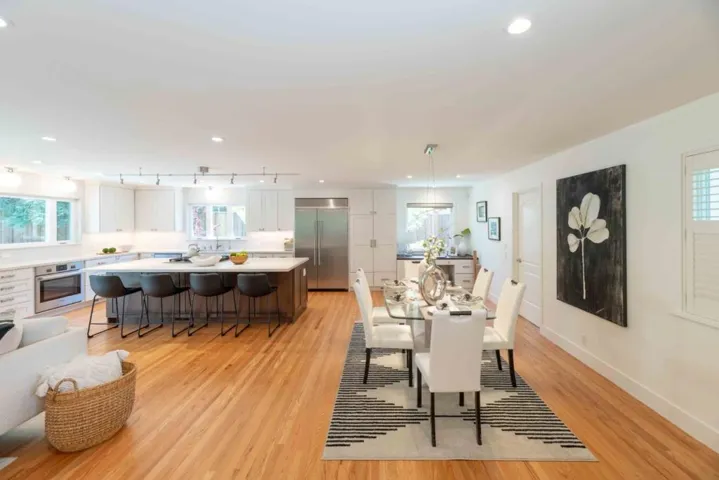 11190 Santa Teresa Drive, Cupertino, California 95014
