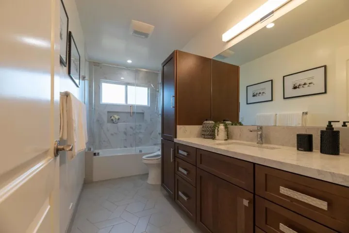 11190 Santa Teresa Drive, Cupertino, California 95014