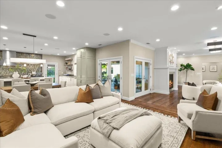 1182 Crescent Drive, San Jose, California 95125