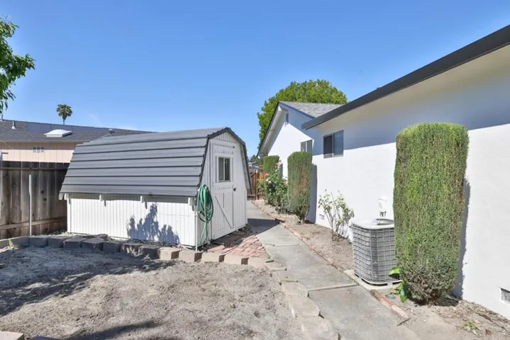 518 Safari Drive, San Jose, California 95123