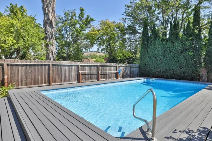 518 Safari Drive, San Jose, California 95123