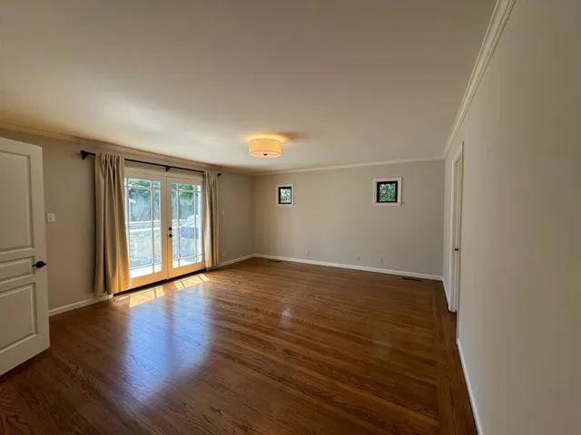 410 Severn Lane, Hillsborough, California 94010