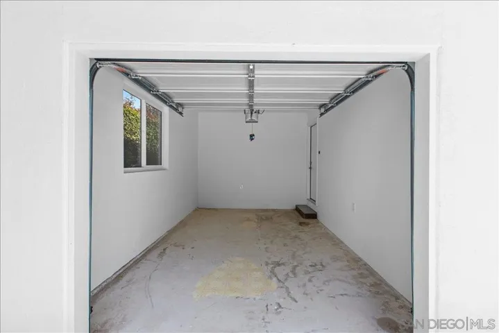 1040 E 16th Street, National City, California 91950