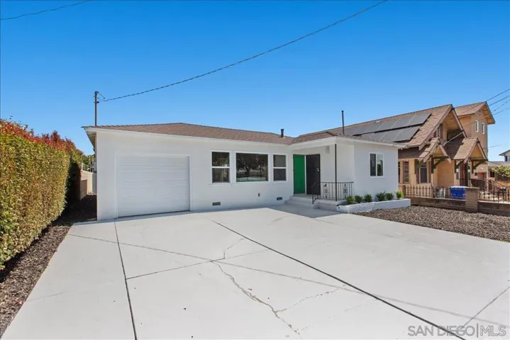 1040 E 16th Street, National City, California 91950
