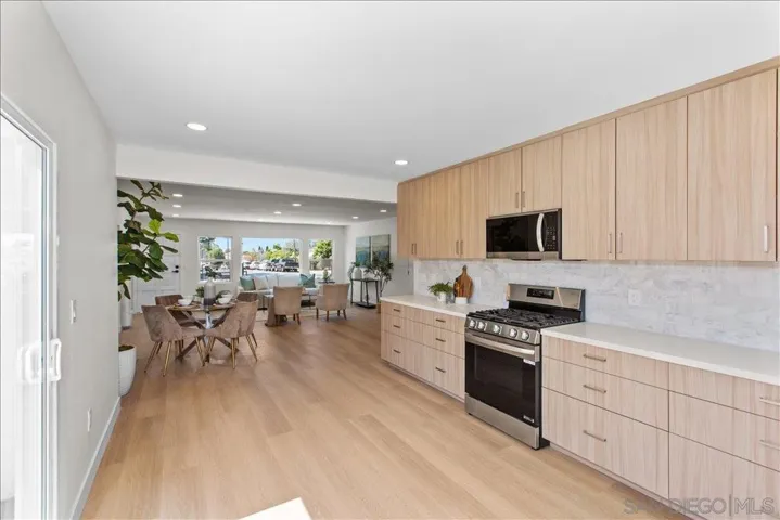 1040 E 16th Street, National City, California 91950