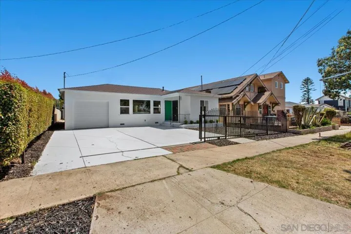 1040 E 16th Street, National City, California 91950