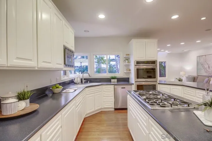 4534 Osprey Street, San Diego, California 92107