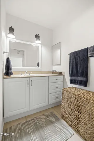 23-web-or-mls-Upmarketmedia_1014CreeB-87