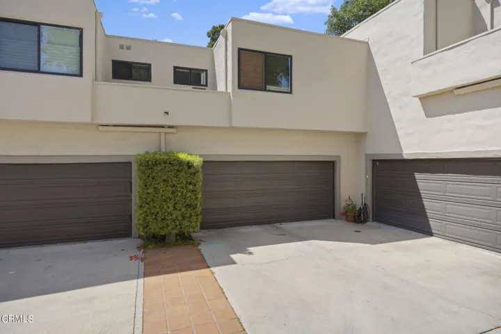 28-web-or-mls-Upmarketmedia_1014CreeB-10