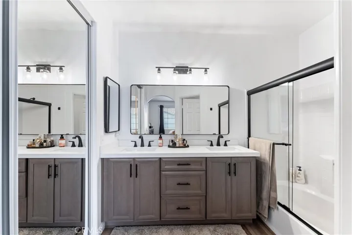 42 Tierra Montanosa, Rancho Santa Margarita, California 92688