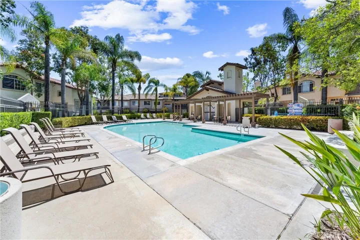 42 Tierra Montanosa, Rancho Santa Margarita, California 92688