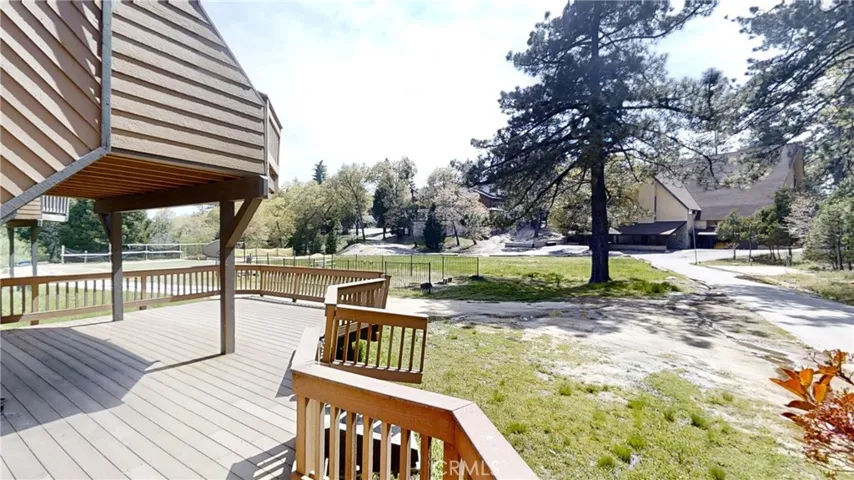 1130 Pinecrest Road 13, Twin Peaks, California 92391