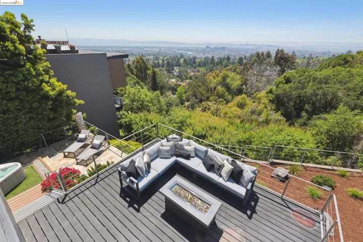 115 Pershing Drive, Oakland, California 94611