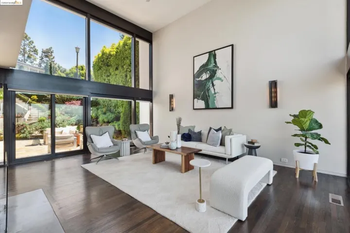 115 Pershing Drive, Oakland, California 94611