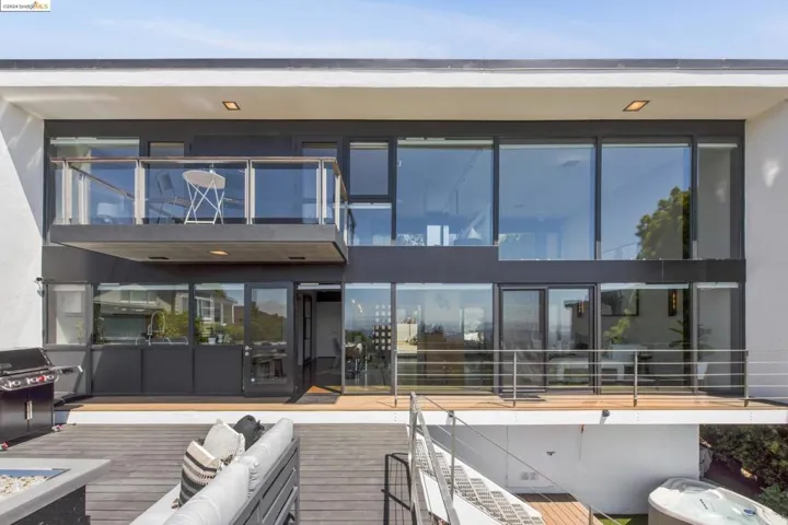 115 Pershing Drive, Oakland, California 94611