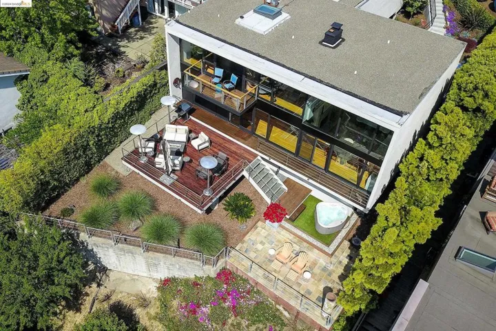 115 Pershing Drive, Oakland, California 94611