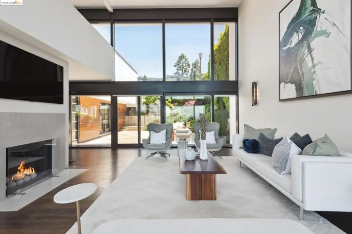 115 Pershing Drive, Oakland, California 94611