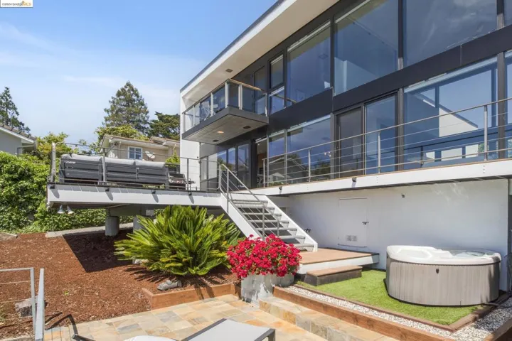 115 Pershing Drive, Oakland, California 94611