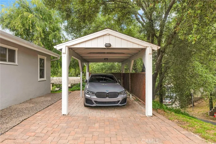 20964 Rios Street, Woodland Hills, California 91364
