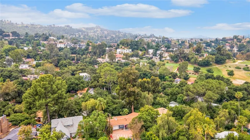 20964 Rios Street, Woodland Hills, California 91364