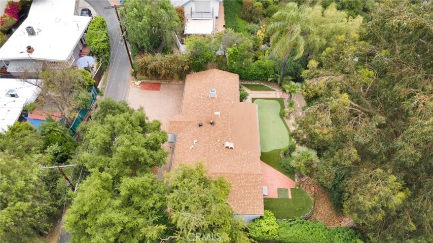 20964 Rios Street, Woodland Hills, California 91364