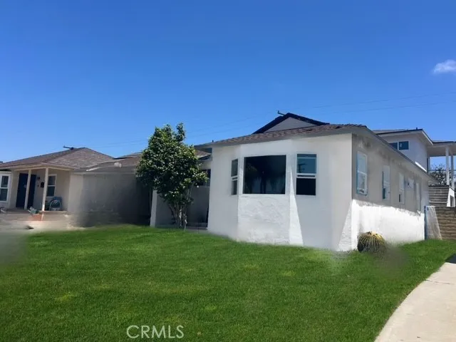 4718 Radnor Avenue, Lakewood, California 90713