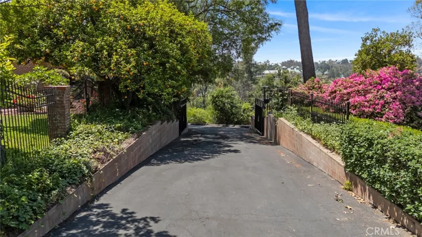 2520 Prince Albert Drive, Riverside, California 92507