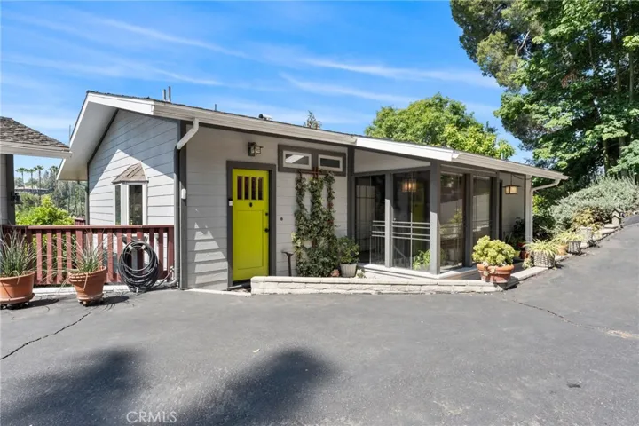 2520 Prince Albert Drive, Riverside, California 92507