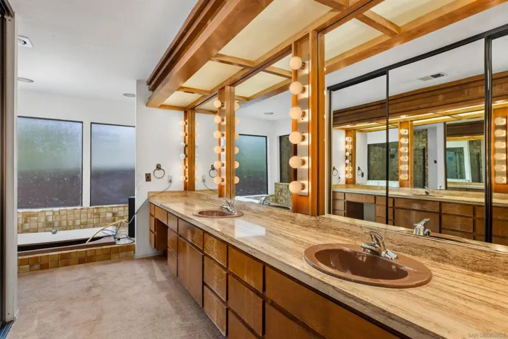 Primary Bath/Spa