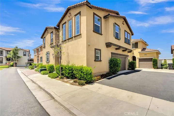 20052 Red Rock Avenue, Riverside, California 92507