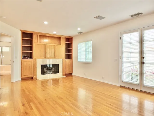 123 Corona Avenue, Long Beach, California 90803