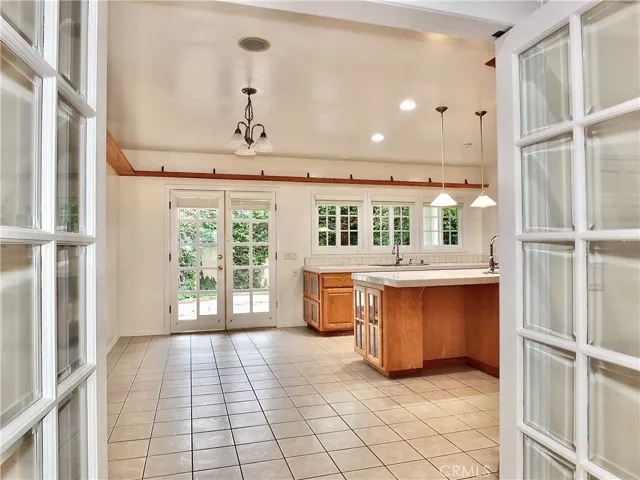 123 Corona Avenue, Long Beach, California 90803