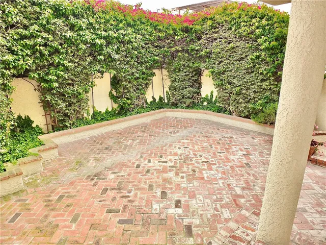 123 Corona Avenue, Long Beach, California 90803